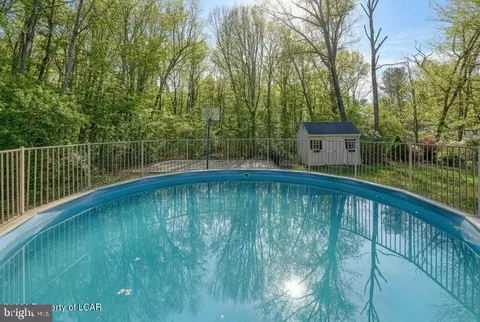 Exterior - 1424 E Broad St, Hazleton, PA 18201 photo 13 of 18