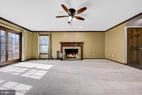 Living - 1424 E Broad St, Hazleton, PA 18201 photo 1 of 7