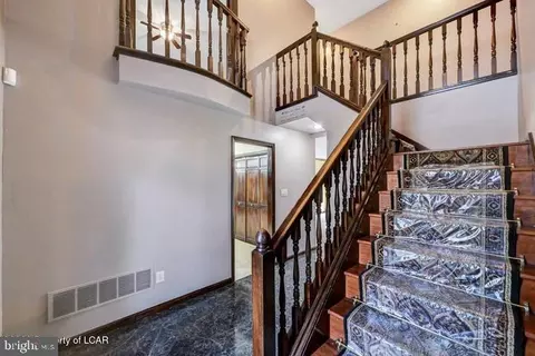 Entry Way - 1424 E Broad St, Hazleton, PA 18201 photo 6 of 10