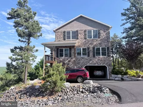 532 Buck Mountain Blvd, Hazleton, PA 18202
