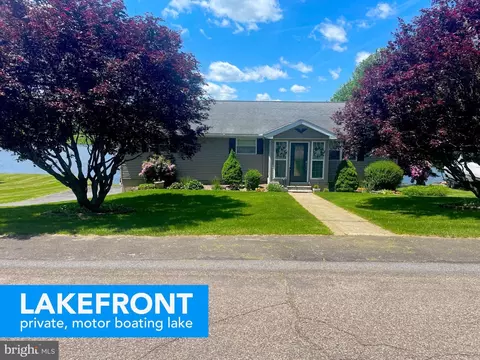 217 Apache Dr, Shickshinny, PA 18655