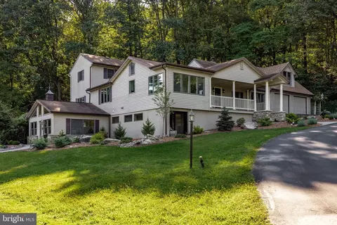 Short Lane, Sugarloaf Twp, PA 18249