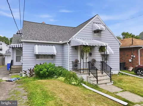 293 Lyndwood Ave, Hanover Township, PA 18706