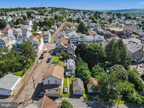 View/Area - 616-616 Rear Seybert St, Hazleton, PA 18201 photo 1 of 5