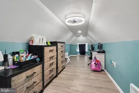 Entry Way - 616-616 Rear Seybert St, Hazleton, PA 18201 photo 3 of 6