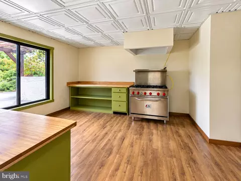 Kitchen - 336 E County Rd, Drums, PA 18222 photo 1 of 1