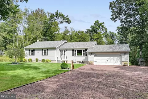 132 Birch St, Drums, PA 18222