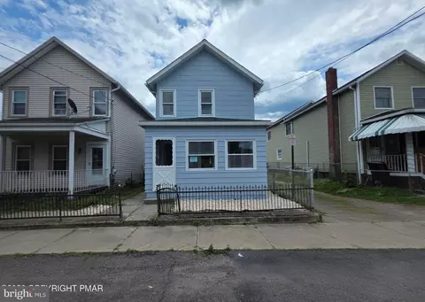 14 Green St, Ashley, PA 18706
