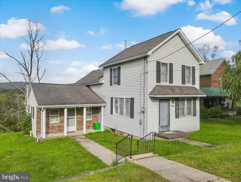 856 Rock St, Archbald, PA 18403