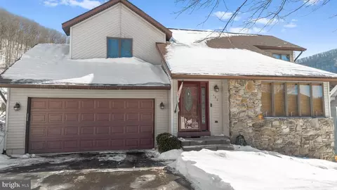132 Burcher St, South Abington, PA 18411