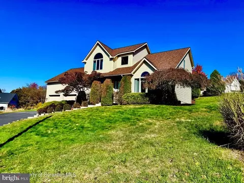 100 Rabbit Run, Clarks Summit, PA 18411