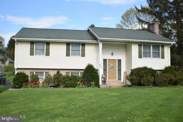 607 S Main St, Muncy, PA 17756
