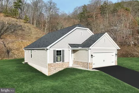 150 Laurel Run Cir #LOT 25, Williamsport, PA 17701