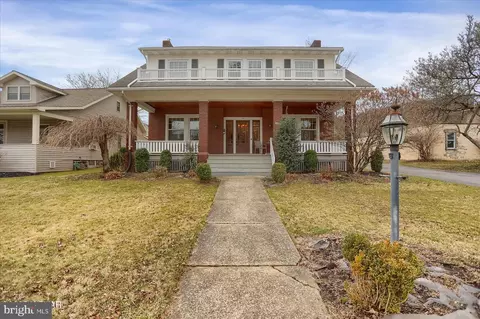 1009 Woodmont Ave, Williamsport, PA 17701