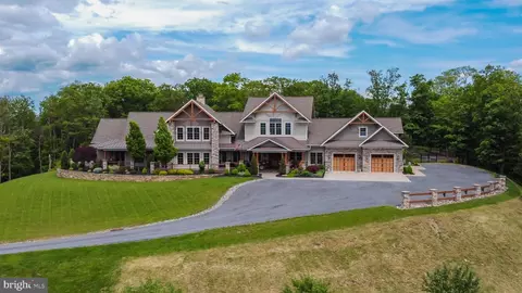81 Marshall Ct, Williamsport, PA 17701