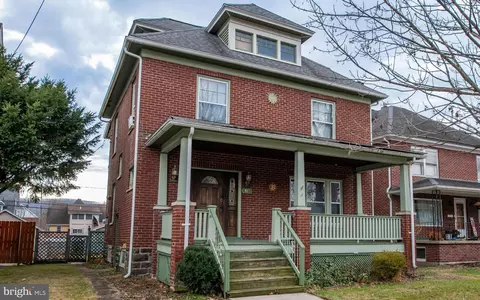 419 Hawthorne Ave, Williamsport, PA 17701