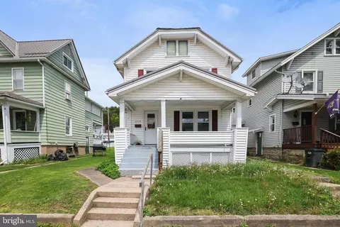 2712 Grand St, Williamsport, PA 17701