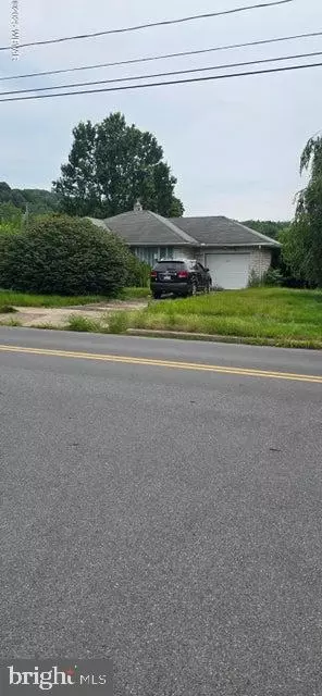 1130 Walnut St, Montoursville, PA 17754