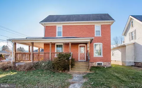 403 Eden St, Jersey Shore, PA 17740