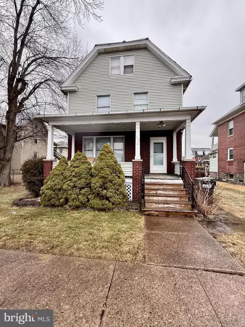 652 7th, Williamsport, PA 17701