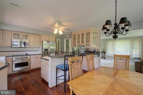 497 Falcon Rd, Wayne, PA 19087 photo 4