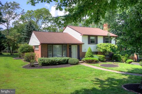497 Falcon Rd, Wayne, PA 19087 photo 1