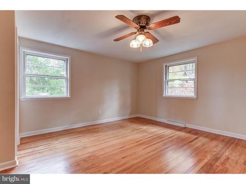 533 Forest Rd, Wayne, PA 19087 photo 14