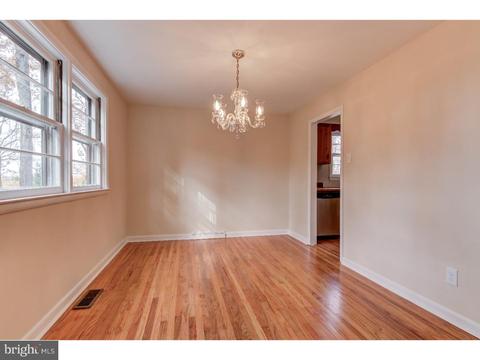 533 Forest Rd, Wayne, PA 19087 photo 5