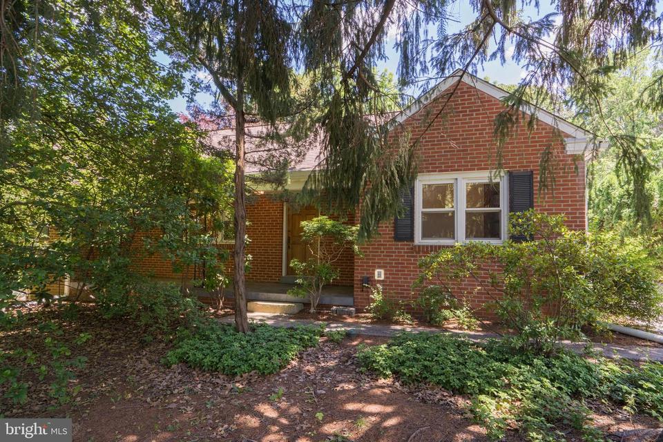 1910 Sandy Hill Rd, Plymouth Meeting, PA 19462 45 Photos MLS 