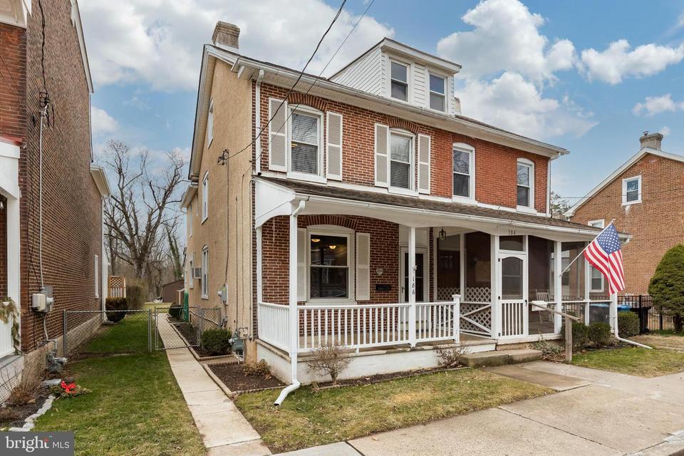 186 Walnut St, Mont Clare, PA 19453 37 Photos MLS PAMC2009456 Movoto