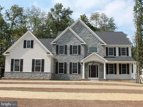 475 Ambler Rd, Fort Washington, PA 19034