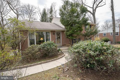 655 Crestwood Rd, Wayne, PA 19087 photo 2