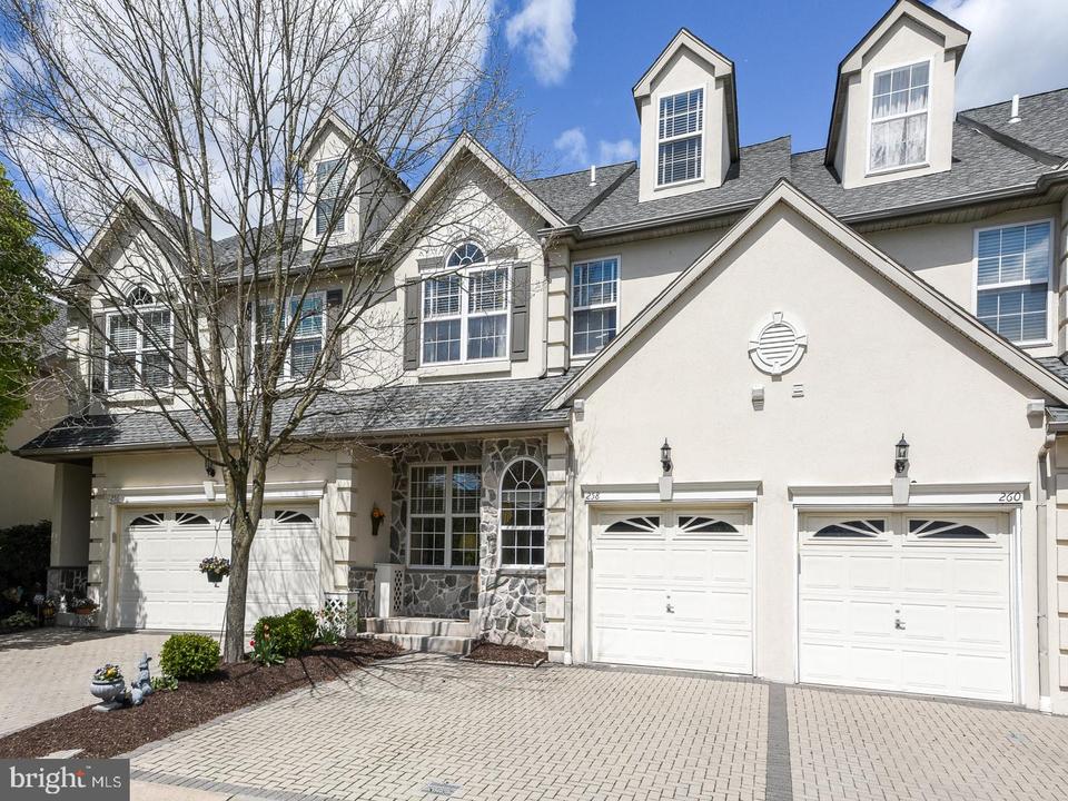 258 Center Point Ln, Lansdale, PA 19446 52 Photos MLS PAMC2036044