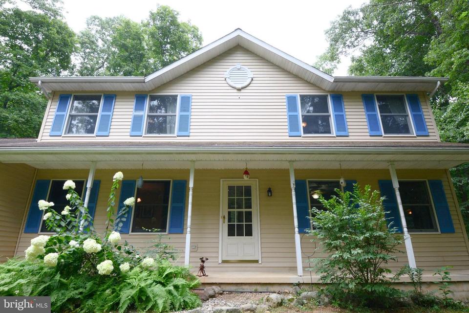  1608 Woodland Rd, Green Lane, PA 18054 photo 9