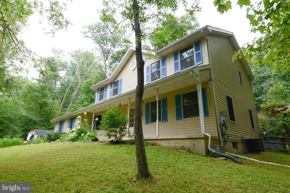  1608 Woodland Rd, Green Lane, PA 18054 photo 6