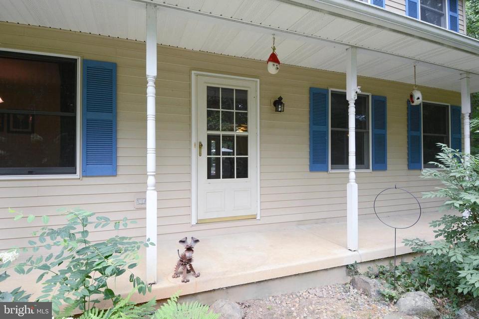  1608 Woodland Rd, Green Lane, PA 18054 photo 8