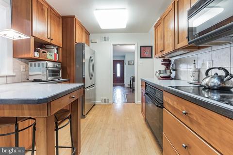 548 Forest Rd, Wayne, PA 19087 photo 9