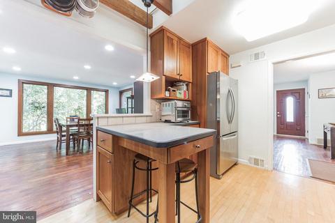 548 Forest Rd, Wayne, PA 19087 photo 7