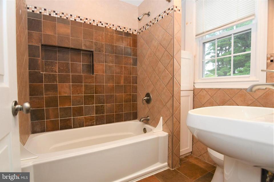  525 S York Rd, Hatboro, PA 19040 photo 19