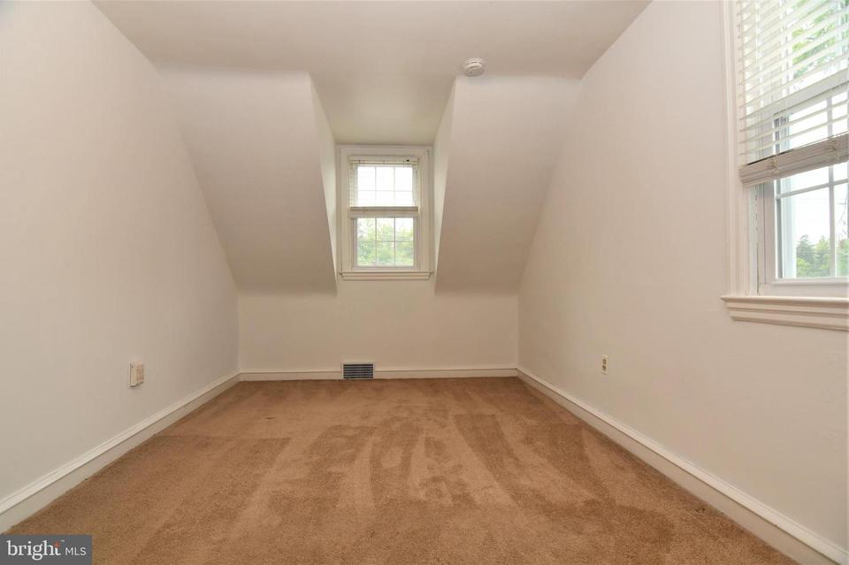  525 S York Rd, Hatboro, PA 19040 photo 23