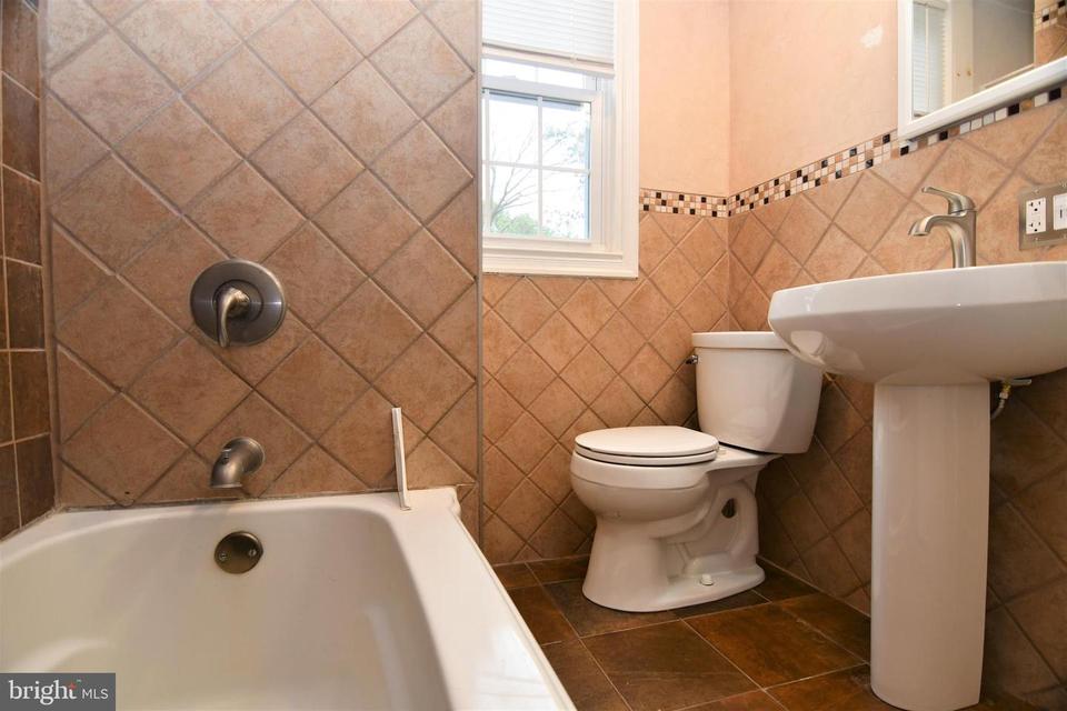  525 S York Rd, Hatboro, PA 19040 photo 20