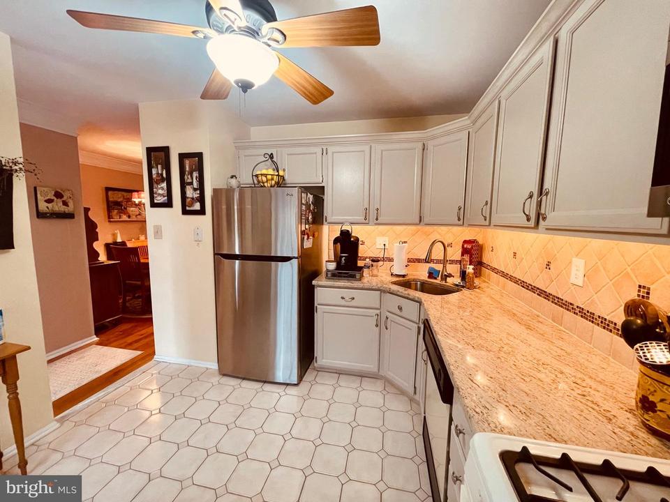  1328 Statesman Rd, Norristown, PA 19403 photo 16