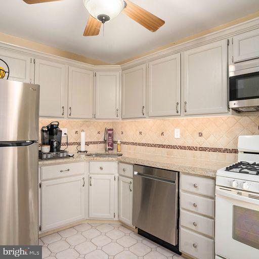  1328 Statesman Rd, Norristown, PA 19403 photo 12