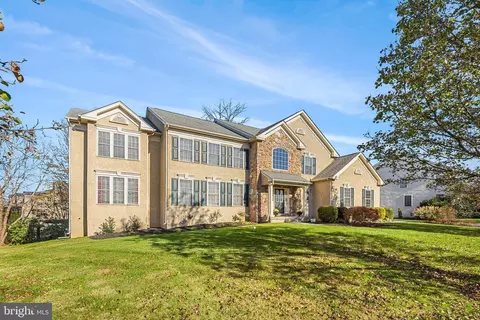 106 Black Walnut Ln, Plymouth Meeting, PA 19462
