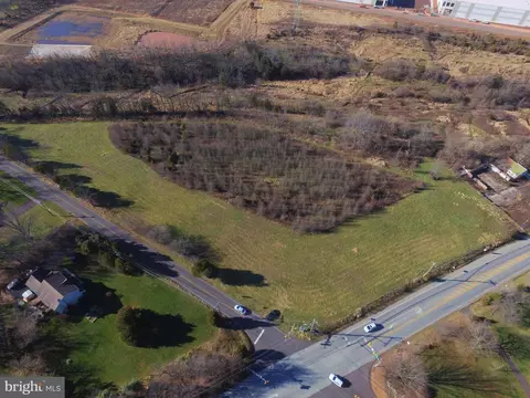 2130 Allentown Rd, Lansdale, PA 19446