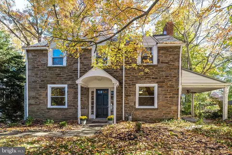 654 Meetinghouse Rd, Elkins Park, PA 19027