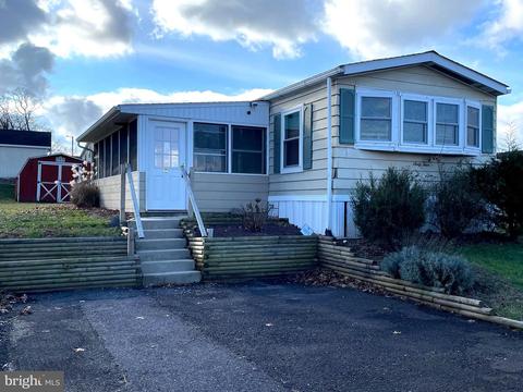 2917 E High St #64, Pottstown, PA 19464 | 21 Photos | MLS #PAMC2060500 ...