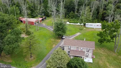 2717 Hill Rd, Green Lane, PA 18054