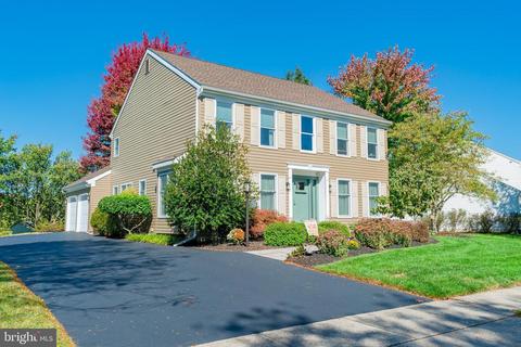 28 Saratoga Ln, Harleysville, PA 19438