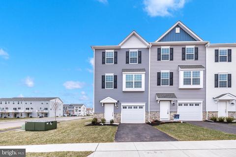 401 Ridgewood Dr, Royersford, PA 19468